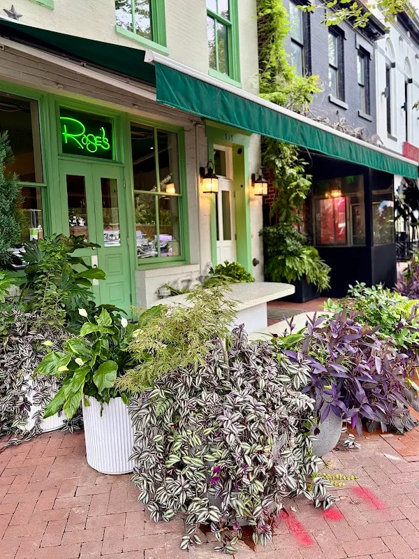 Rose's Luxury — New American restaurant in Washington D.C.