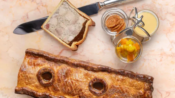 Rosi — Breakfast, British, Steak restaurant in London