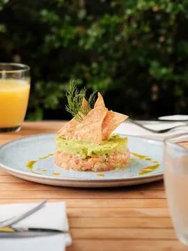 Rosie's — American restaurant in Hamptons