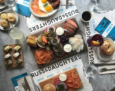 Russ & Daughters Cafe — Jewish restaurant in New York