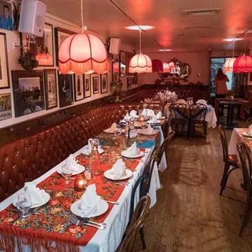 Russian Samovar — Eastern European restaurant in New York