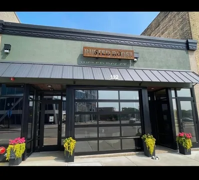 Rusted Roost Restaurant & Bar — Contemporary American restaurant in Menasha