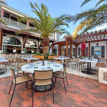 Saint — Italian restaurant in St. Augustine