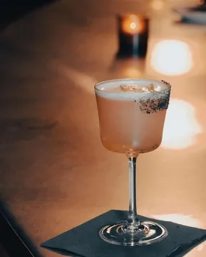 Serpentine — Cocktail & Aperitivo Bar restaurant in New York