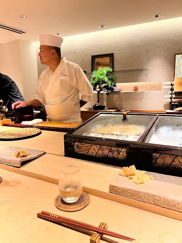 Shinjuku Sushi Iwase — Sushi restaurant in Tokyo