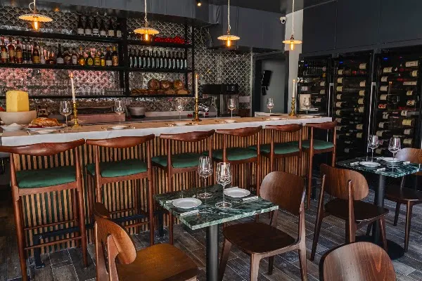 Shmoné Wine — Mediterranean restaurant in New York