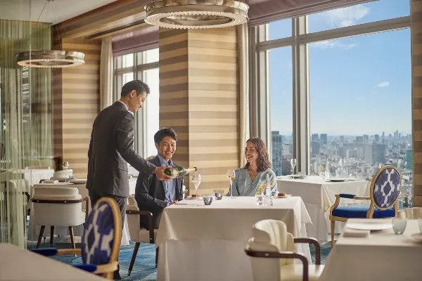 SIGNATURE — French restaurant in Tokyo