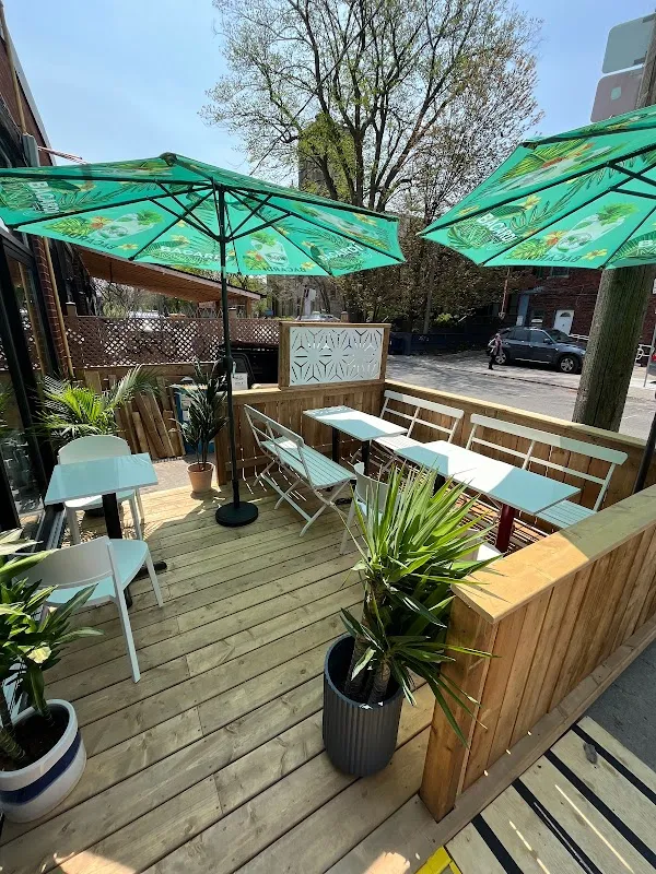 Simpl Things — Wine Bar restaurant in Toronto