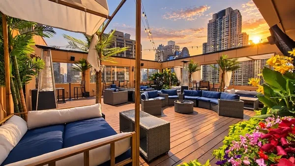 Skydeck at Twenty Nine — Rooftop Lounge restaurant in Chicago