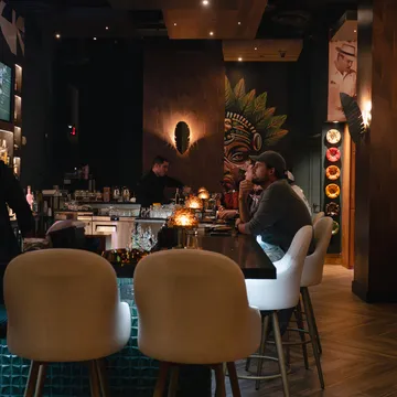 Smoke & Barrel Cigar Lounge — Lounge restaurant in Miami