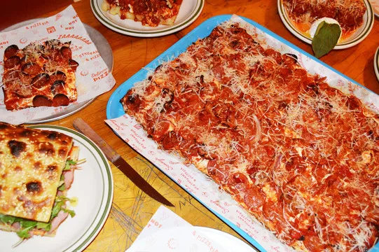 Sonny's Pizza — Pizza restaurant in Washington D.C.