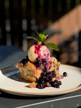 Sorelle Bar & Grill — Modern restaurant in Abington