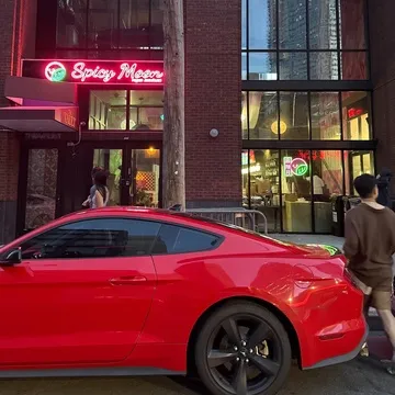 Spicy Moon At Long Island City — Vegan restaurant in New York
