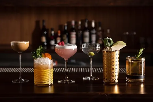 Split Eights — Cocktail Bar restaurant in New York