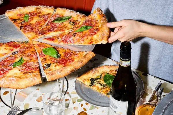 Spring Street Pizza — Pizza restaurant in London
