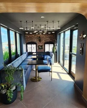 StarBar — Cocktail Bar restaurant in Monroe