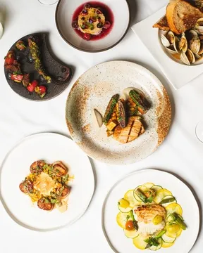 Summit House — American restaurant in Summit