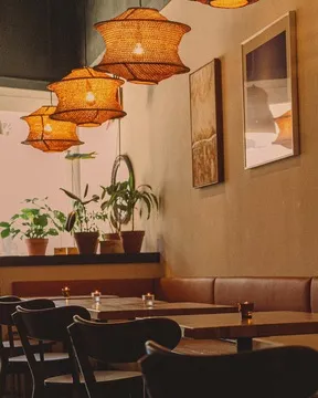 Supper club cocktail lounge — New American restaurant in Portland