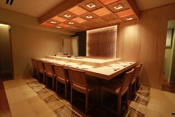 Sushi Tsukiuda — Sushi restaurant in Tokyo