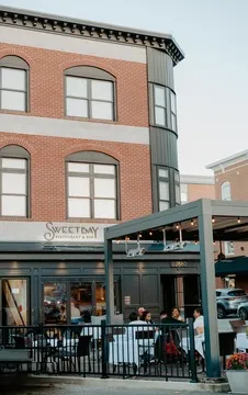 Sweetbay Restaurant and Bar — New American restaurant in Leonardtown