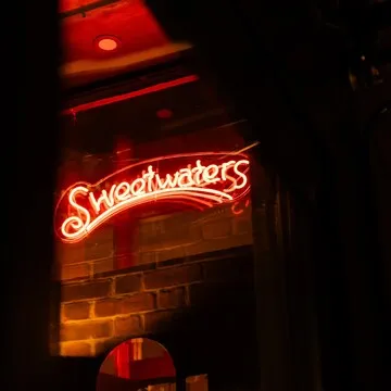 Sweetwaters — American restaurant in Burlington