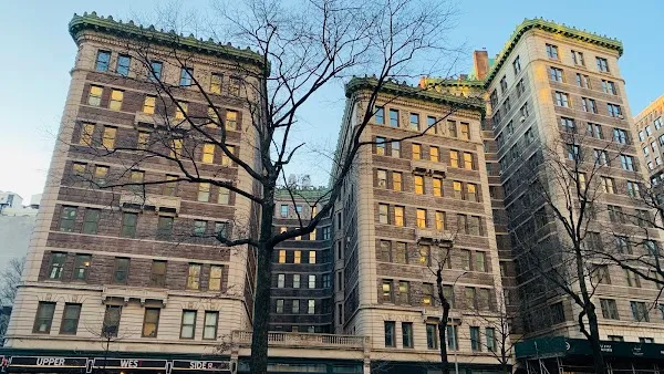 The Astor — American restaurant in New York