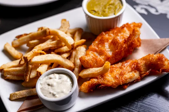 The Cat & Fiddle Restaurant & Pub — British restaurant in Los Angeles