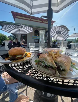 The Central — Bistro restaurant in Peekskill