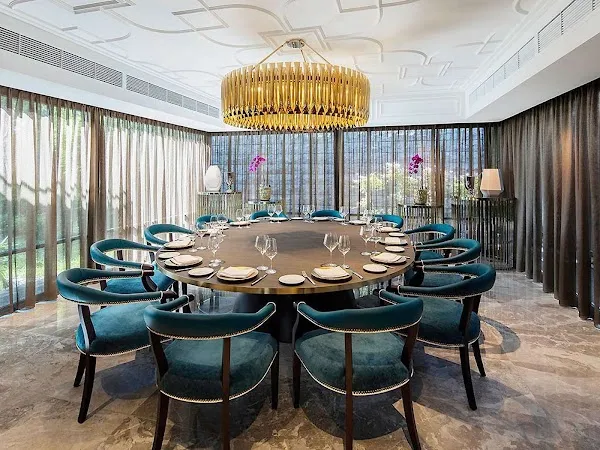 The Cliff — Southern Italian restaurant in Singapore