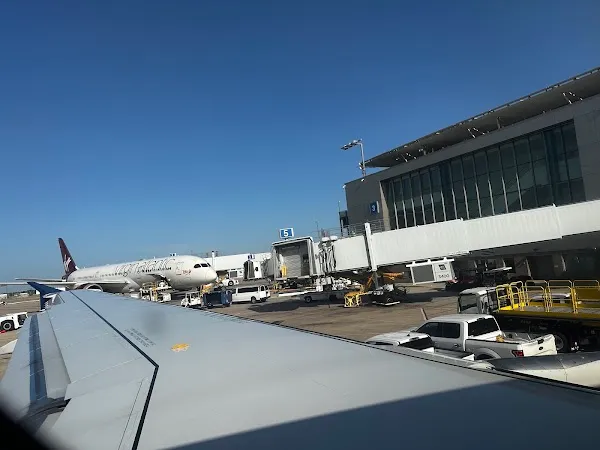 THE CONNECTION: A Delta Air Lines and American Express Dining Series — Italian restaurant in Austin
