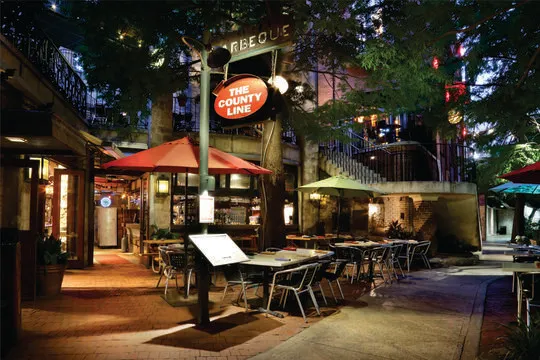 The County Line Riverwalk — BBQ restaurant in San Antonio