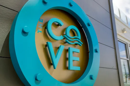 The Cove — American restaurant in Vancouver