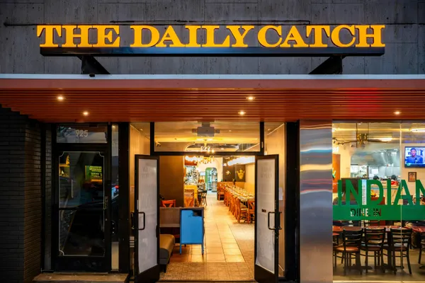 The Daily Catch Pasadena — Seafood restaurant in Pasadena
