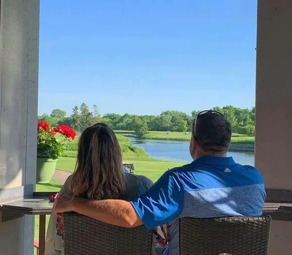 The Dock at Seven Bridges — Bar restaurant in Woodridge