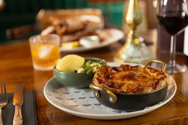 The Duke’s Umbrella — Bar, British, Gastropub restaurant in Glasgow
