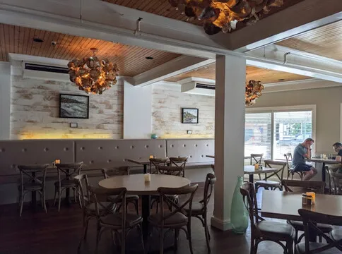 The Front Porch Piano Bar & Restaurant — American restaurant in Ogunquit