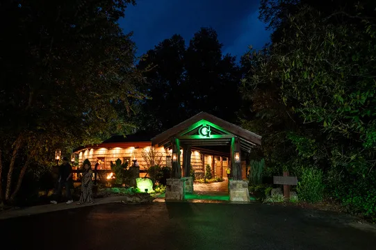 The Greenbrier Restaurant — American restaurant in Gatlinburg