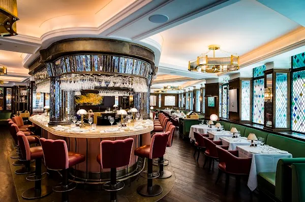 The Ivy West Street — British restaurant in London