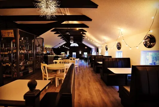 The Loft @205 — International restaurant in Albany