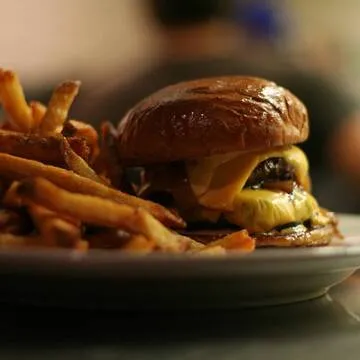 The Monkey's Paw — American restaurant in Chicago