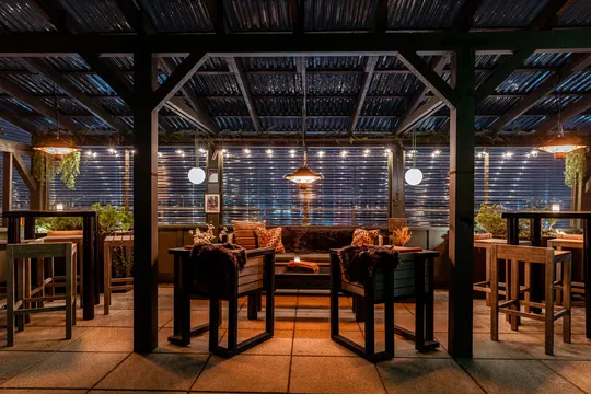 The Mountaineering Club — Cocktail Bar restaurant in Seattle