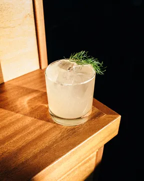 The Overland — Cocktail Bar restaurant in Redlands