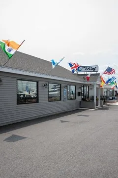 The Reef — Seafood restaurant in Newport