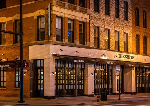 The Smith - River North — American restaurant in Chicago