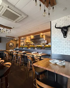 The South End Bar — Contemporary American restaurant in New Canaan