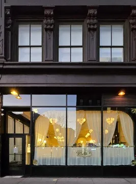 The Sparrow — Raw Bar restaurant in New York