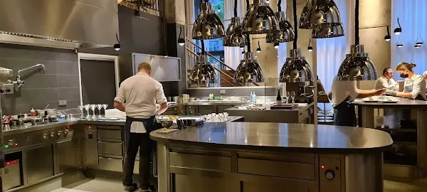 The Table Kevin Fehling — Fine-Dining restaurant in Hamburg