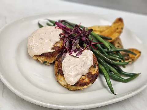 The Union Hotel — New American restaurant in Everett