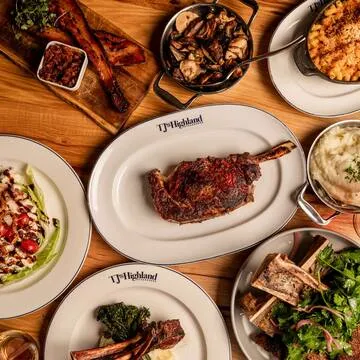 TJ'S Highland Steakhouse — Steakhouse restaurant in Oshkosh