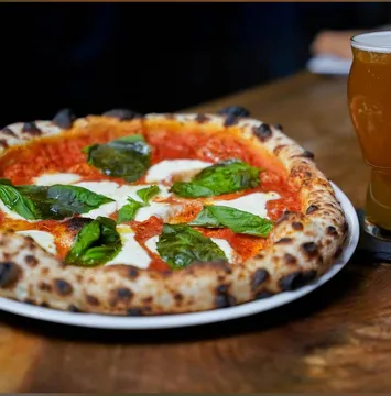 Toska Restaurant and Brewery — American restaurant in Philadelphia